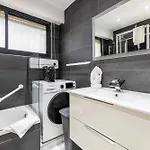 Apartment With Terrace And Sea View 2min From The
